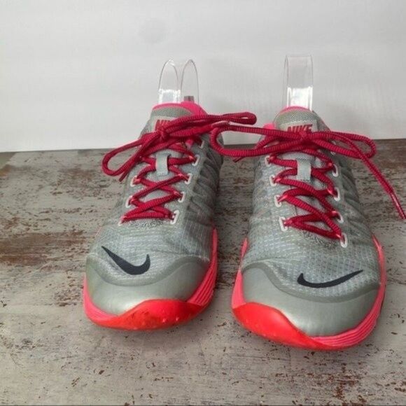 Nike Lunar Cross Element Grey Pink Athletic Shoes 8 - Picture 2 of 10